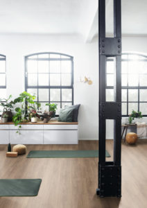 Parchet Egger EL2163 NatureSense 8/32 Classic Stejar Newport Maro