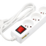 PRELUNGITOR CU ÎNTRERUPĂTOR, 3 PRIZE CU ÎMPĂMÂNTARE, 1,5M